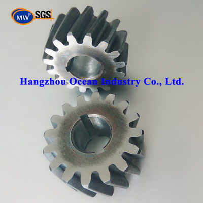 China Engranajes y piñones de paso estándar Mecanizado CNC Varios tamaños Componentes mecánicos de precisión para equipos de fabricación proveedor